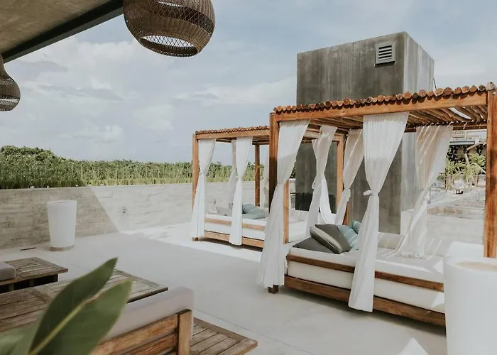 Cenote + Swim-up + Luxury Tulum